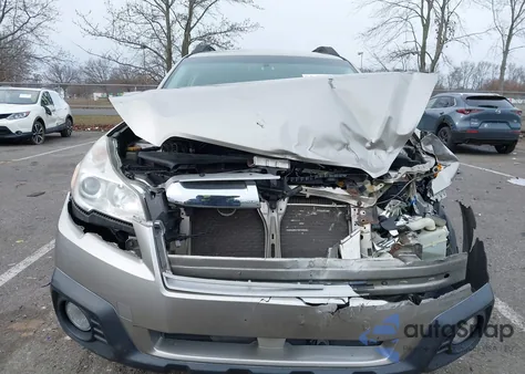 2014 Subaru Outback 2.5I Premium z USA, uszkodzony, nr VIN 4S4BRBEC8E3247121